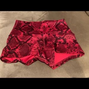 Lululemon Shorts Size 4